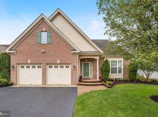 14 Goldenrod Ln, Marlton, NJ 08053