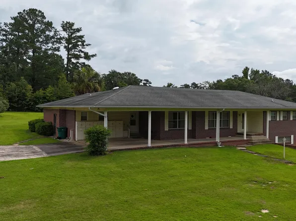 409 E Wisconsin Ave, Bonifay, FL 32425