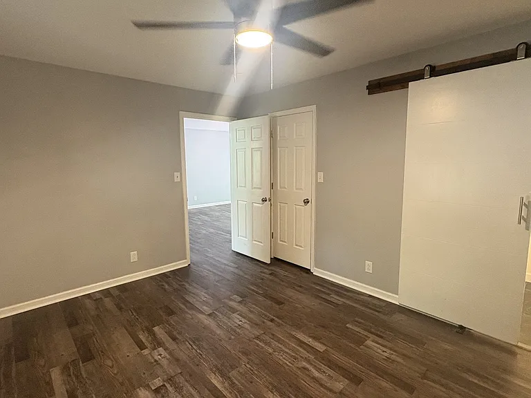 1015 Morriswood Ct — Photo 8