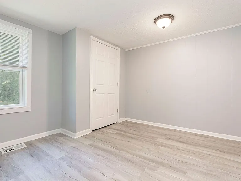 3624 Parthenia Ave — Photo 19
