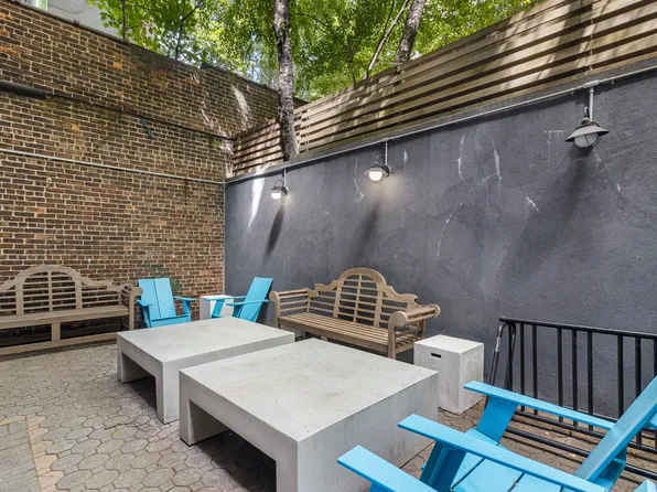 244 Tenth Avenue image 7 of 12