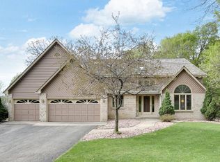 3107 Old County Rd, Wayzata, MN 55391