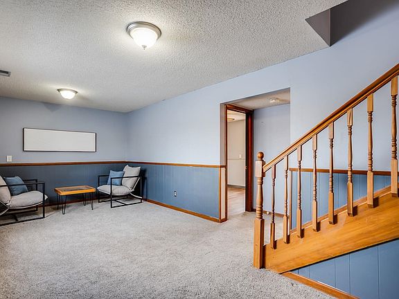 4th image of 409 N Pamela Ave