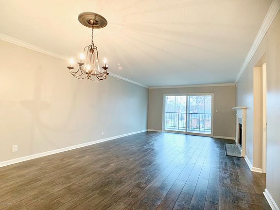 3rd image of 708 Donard Park Ave #708