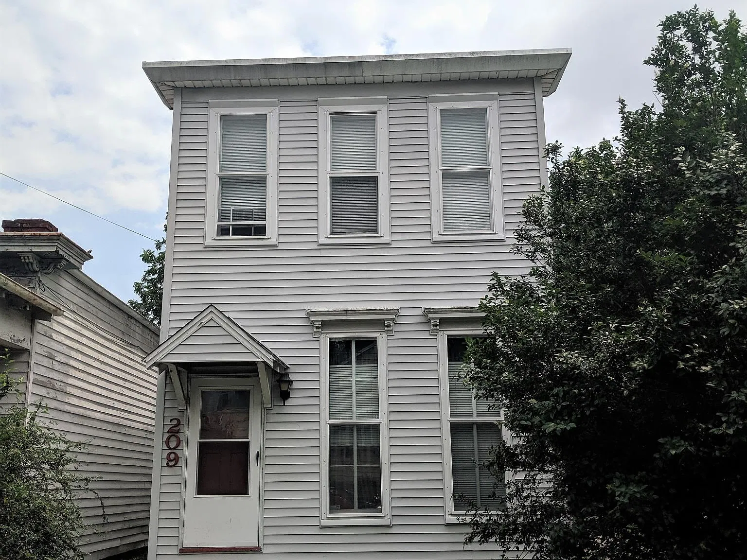 2 bed, 800 sqft, $1,150 — Photo 1