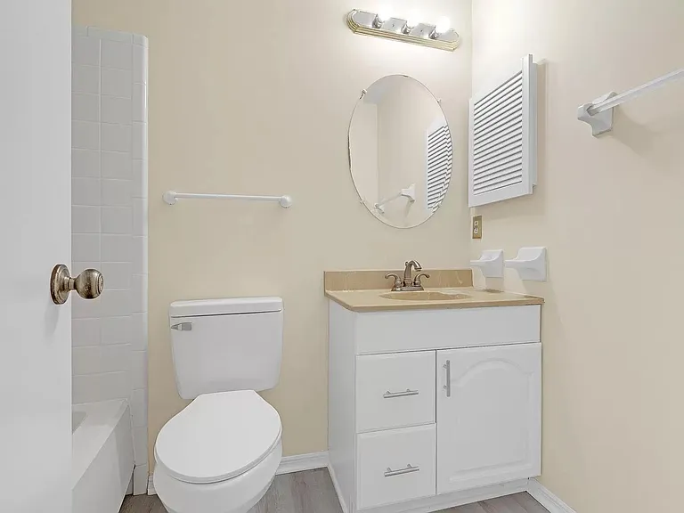 5556 Split Oak Ct — Photo 4