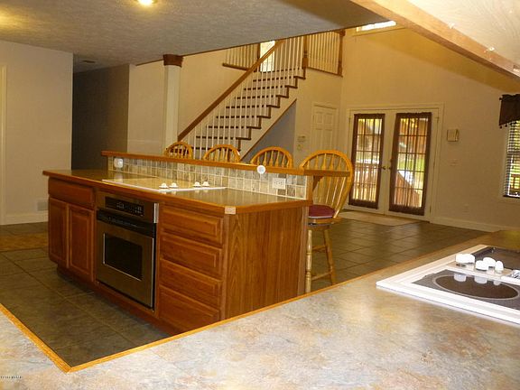 4th image of 8801 Mackinaw Trail Dr