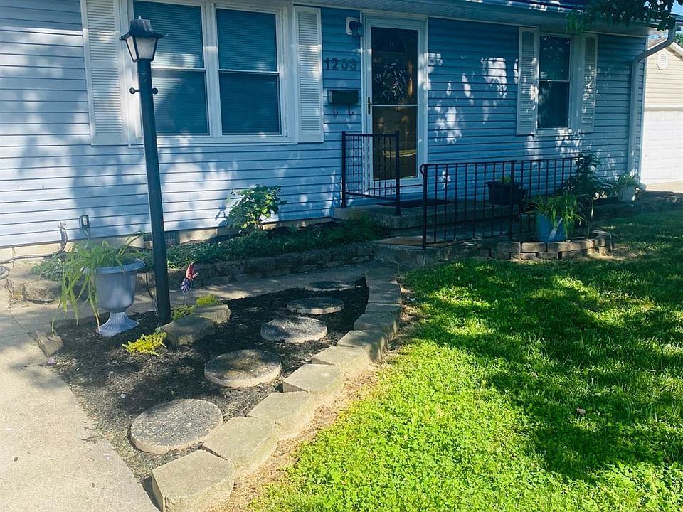 1st image of 1203 Short St