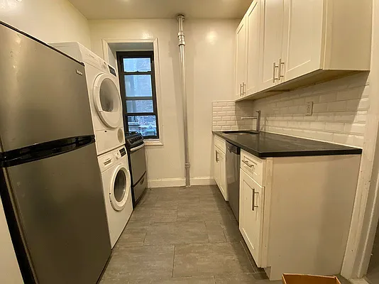 Rented by Bruma Realty LLC | media 1