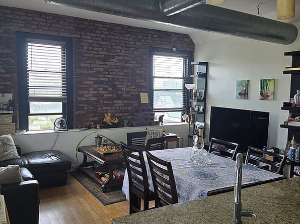 881 Lafayette Blvd UNIT 4G