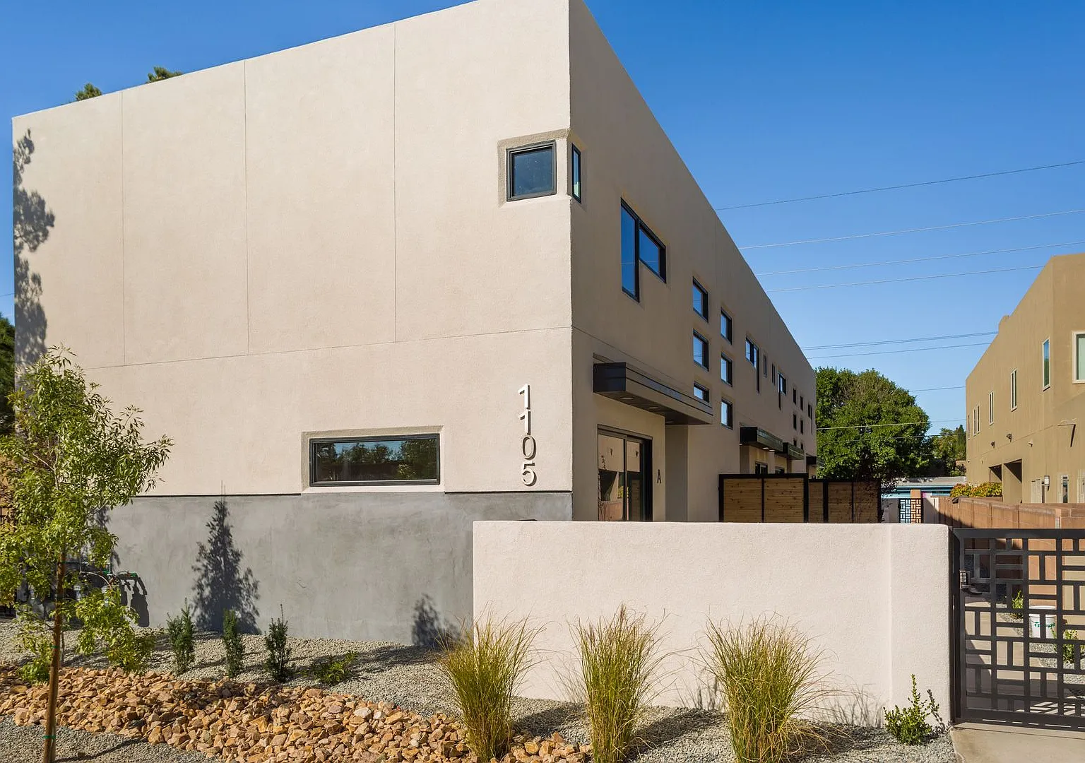 Immediate Move In Available! — Photo 3