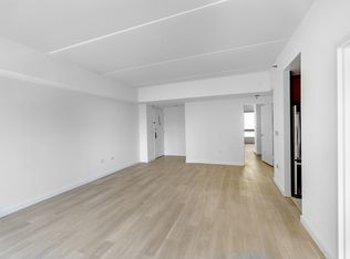 363 W 30th St #202, New York, NY 10001