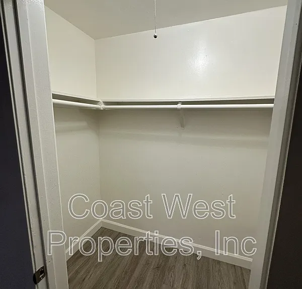 Mauna Loa Apartments — Photo 19