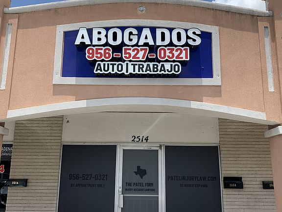2nd image of 2514 Pecan Blvd