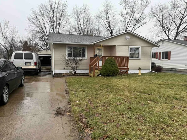 1936 Stewart Dr NW, Warren, OH 44485