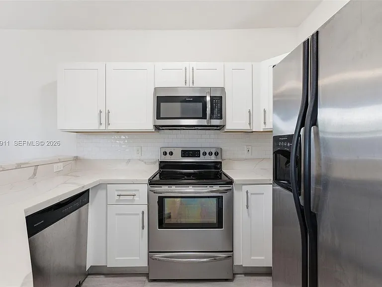 12594 SW 122nd St — Photo 7