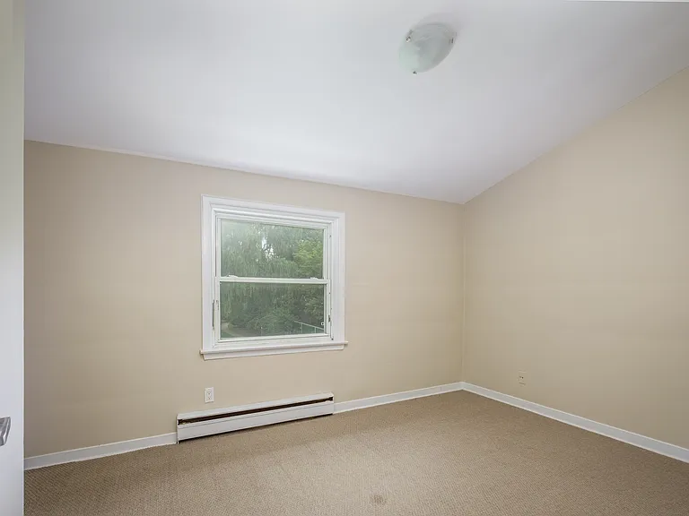 153 Arbour Glen Cres — Photo 13