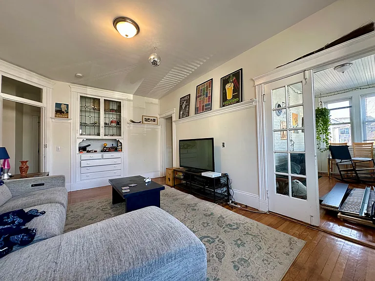 79 Glenville Ave #3 — Photo 11