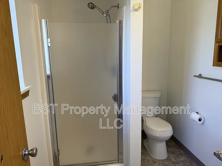 991 Mill St — Photo 9