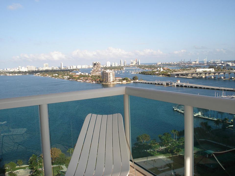 1st image of 1800 N Bayshore Dr APT 2315
