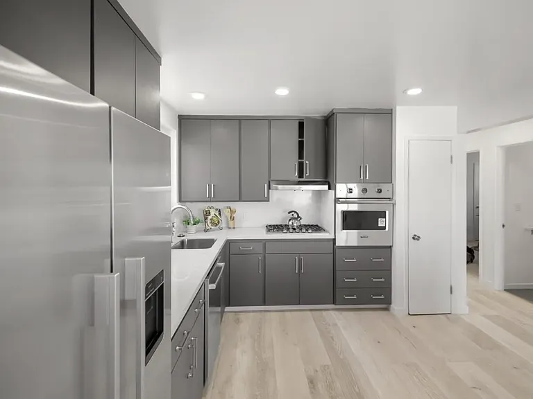 398 S Hill Blvd — Photo 14