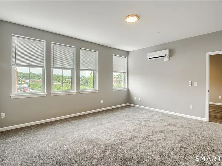 9 Steele Blvd #306 — Photo 13