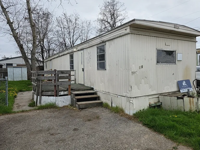 3948 N Adams St #15 — Photo 5