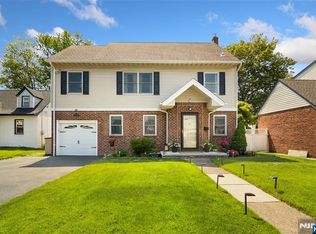 39-14 Romana Dr, Fair Lawn, NJ 07410