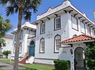 902 Kempner St APT 5, Galveston, TX 77550
