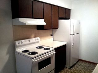 1925 E Oakton St APT 1A, Des Plaines, IL 60018
