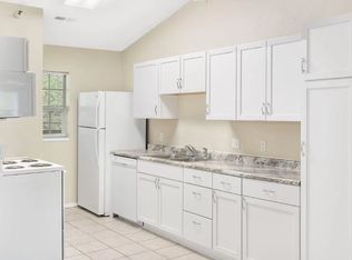 250 Berry Dr #B, Branson, MO 65616