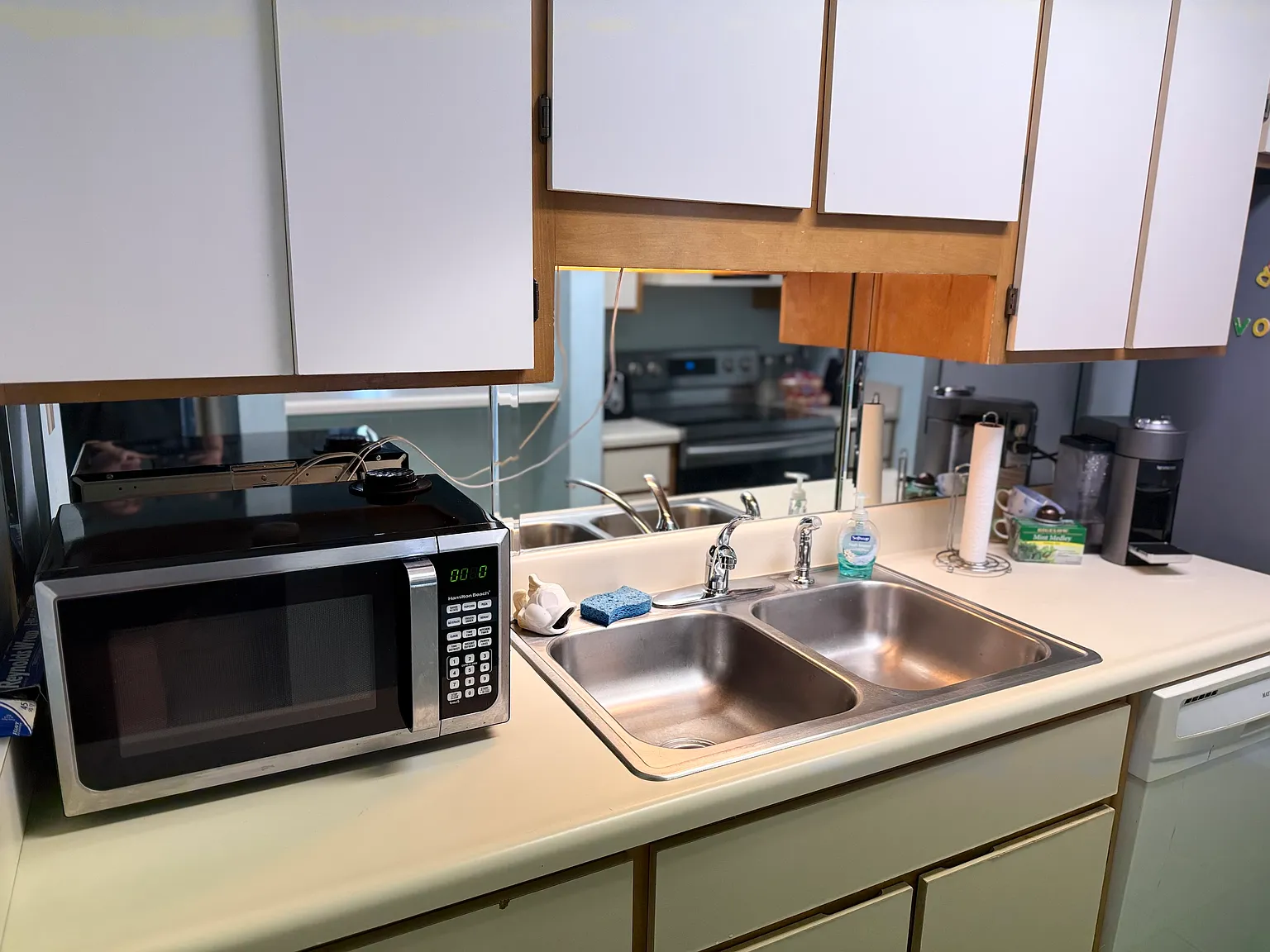 2 bed, 758 sqft, $1,600 — Photo 4
