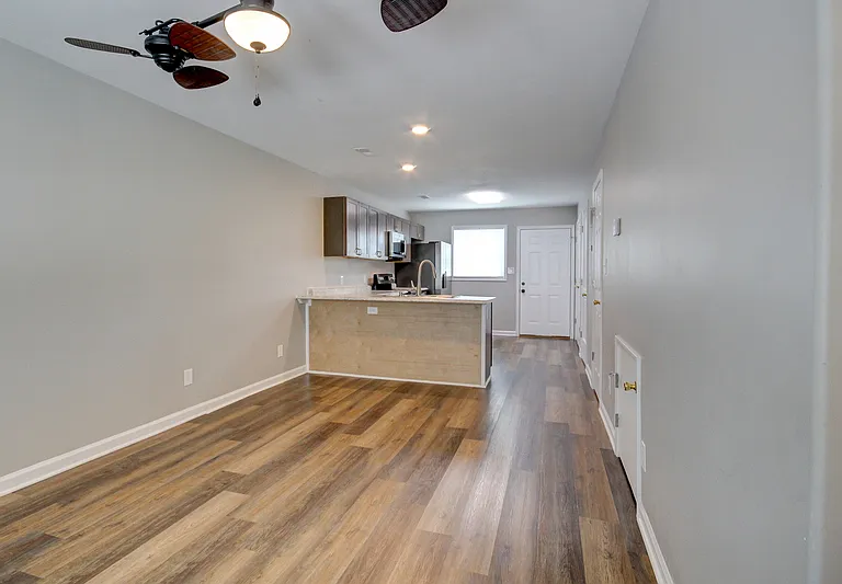 199 Seays Rd #25F — Photo 3