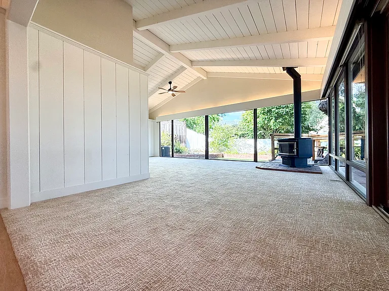 3562 Addison St — Photo 19