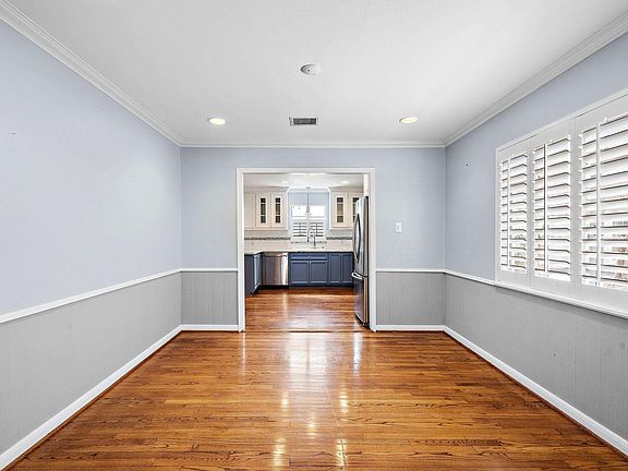 4th image of 3807 Northwestern St