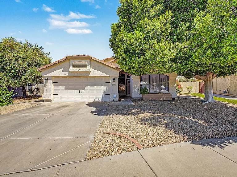 6406 W Escuda Rd — Photo 2