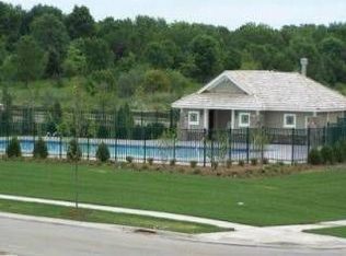 6301 Zircon Ln N, Maple Grove, MN 55311