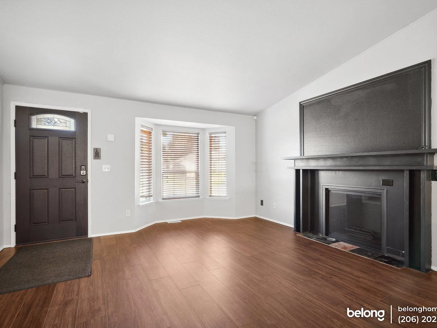 3 bed, 2.0 bath, 1212 sqft, $2,995 — Photo 4