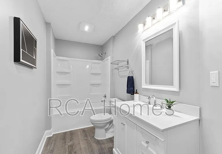 1448 Woodlawn Ave — Photo 11