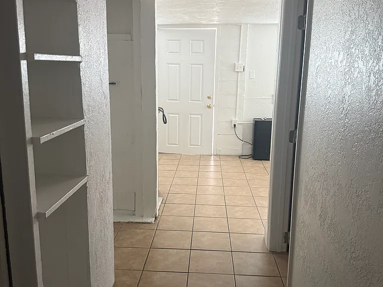 23 S Hollywood Ave #7 — Photo 10