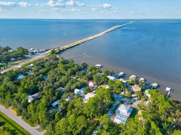 156 Bay Magnolia Ln, Santa Rosa Beach, FL 32459