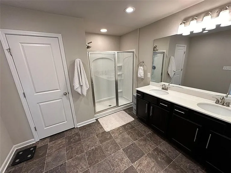 126 Auburn Crossing Dr — Photo 39