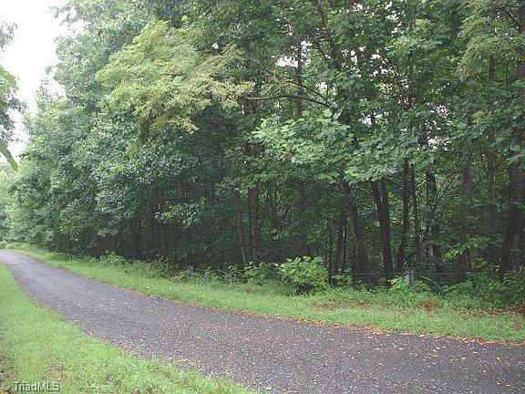 3rd image of 0 Hillside Ln