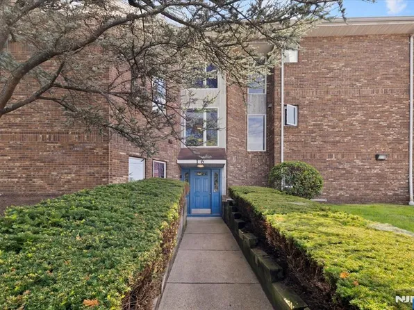 16 Elm St APT 1, Bergenfield, NJ 07621
