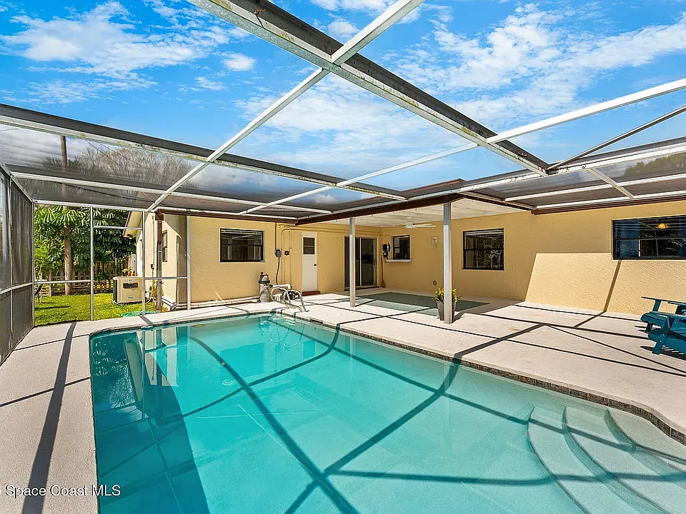 4 bed, 1607 sqft, $950 — Photo 4