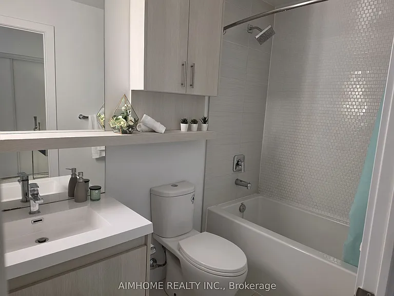 150 Fairview Mall Dr #504 — Photo 13
