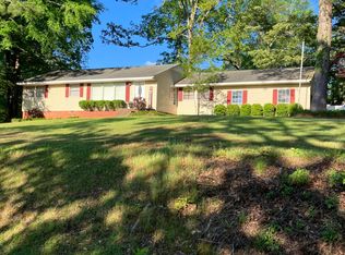 306 Oakhill Dr, Carthage, MS 39051