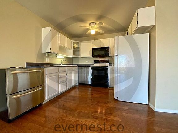 5th image of 710 S Alton Way Unit 4A