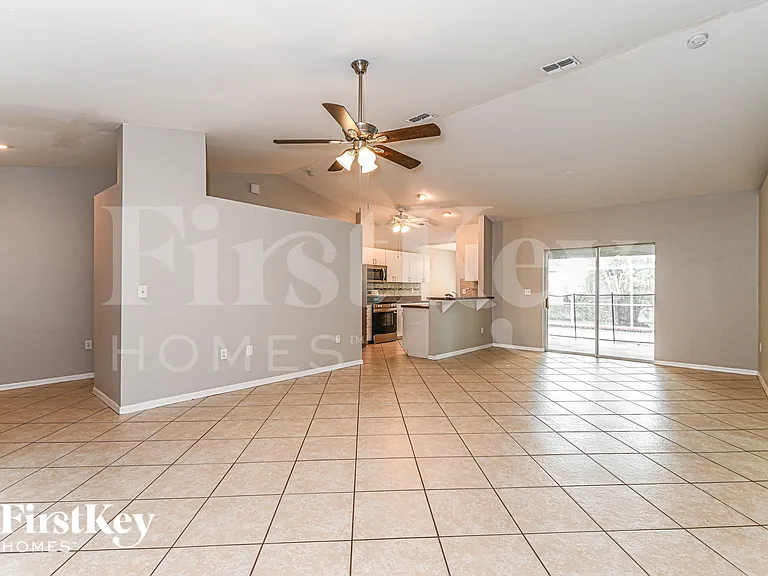 17536 Oriole Rd — Photo 3