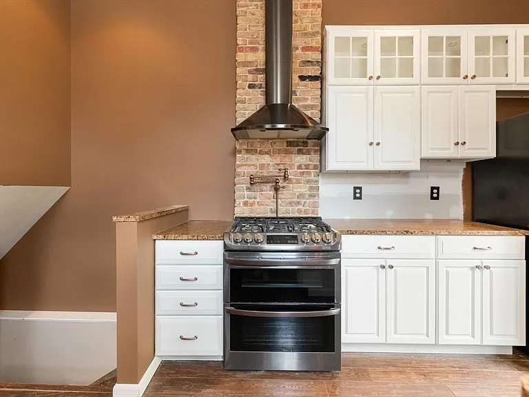 58 G St — Photo 6